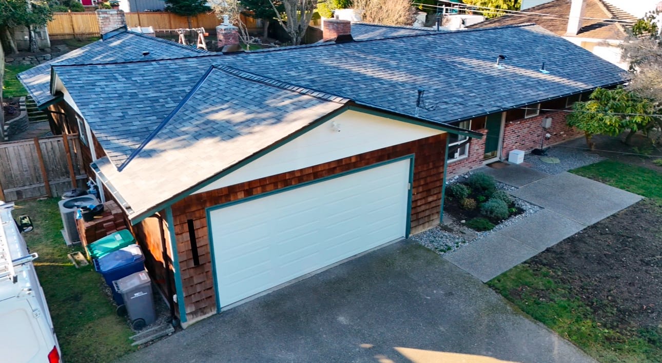 Composition Shingles Photo Gallery project in the Seattle area by K Single Corp, photo 6 of 58